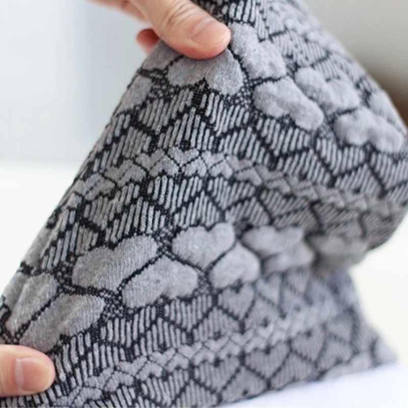 Mũ Giáng Sinh Vải Dệt Kim Mềm Mại Thoải Mái Chất Lượng Cao Giữ Ấm Mùa Đông Họa Tiết Sọc Trái Tim / Ông Già Noel