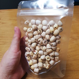 Hạt sen khô loại 1(100g) - giao nhanh HCM
