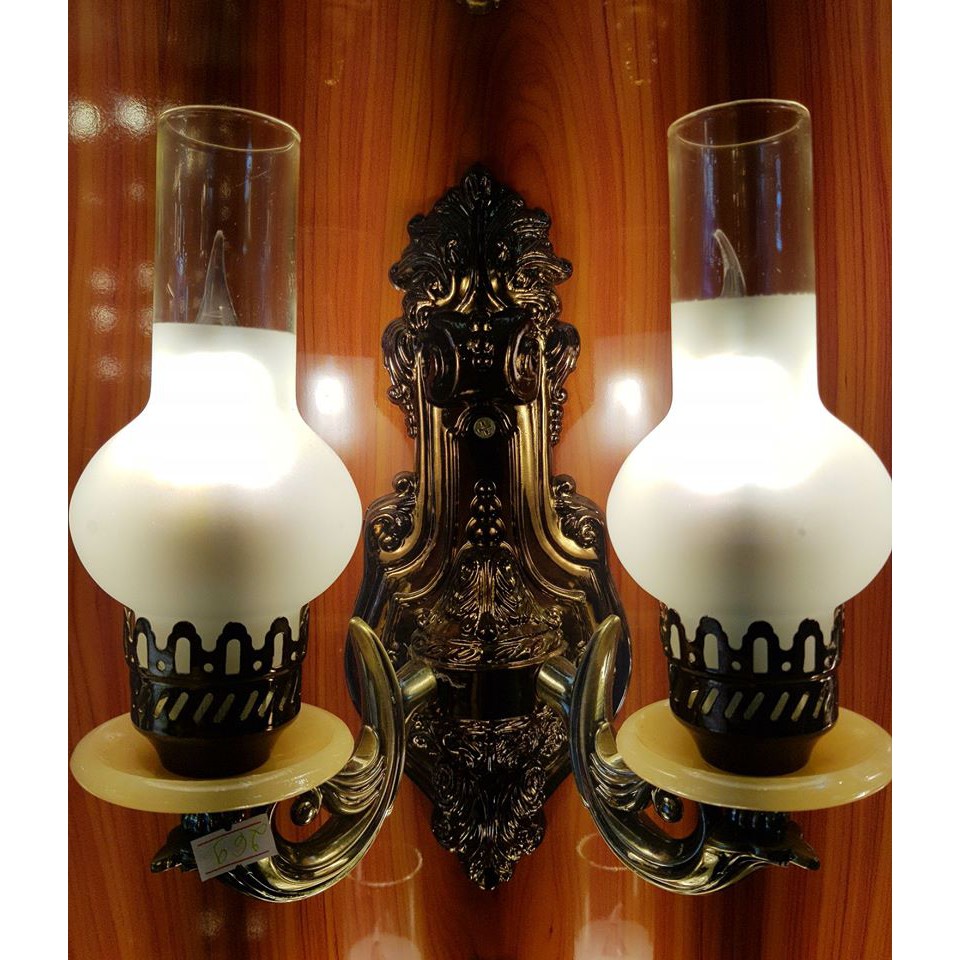 Đèn tường: Mẫu đèn trang trí nội thất cổ điển PH5004