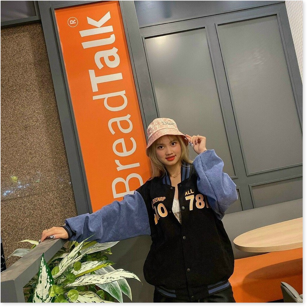 ÁO KHOÁC NHƯNG NỮ,THIẾT KẾ HỌA TIẾT TRƠN NHƯNG VÔ CÙNG XINH XẮN,ĐẶC BIỆT LÀ CHẤT LIỆU VÃI THOÁNG MÁT VAD BỀN BỈ  THỜI TR