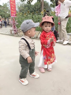 Set yếm cho bé.
