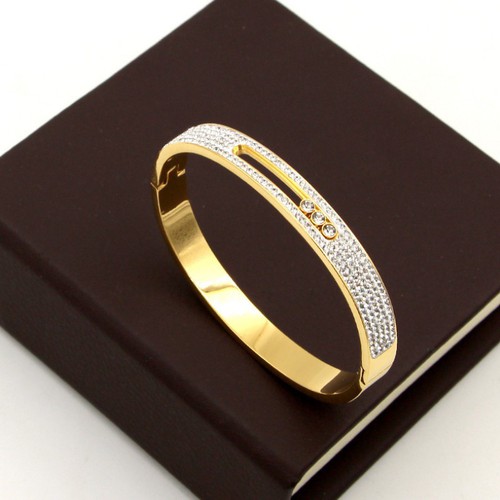 Vòng Tay Nữ Đính Xoàn Titan Ko Đen TT 3529