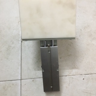 Bộ kẹp phôi chống văng cho máy cắt nhôm