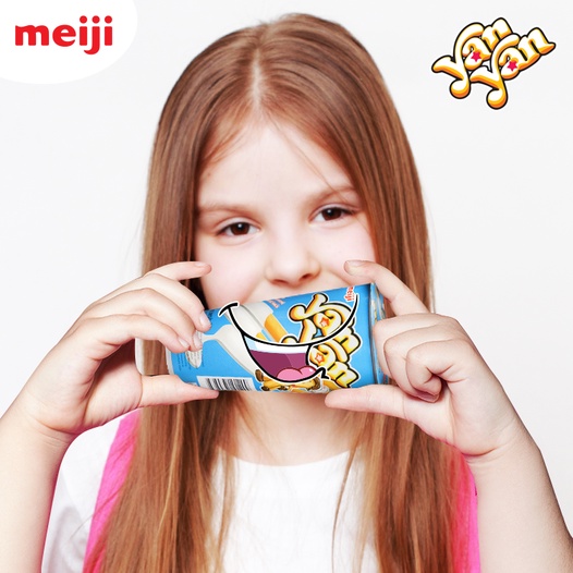 Lốc 10 Ly Bánh Yan Yan Meiji Chấm Kem Sale sale