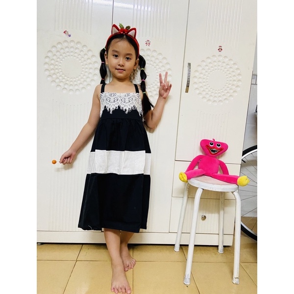 Đầm thô 2 dây phối ren điệu đà cho bé