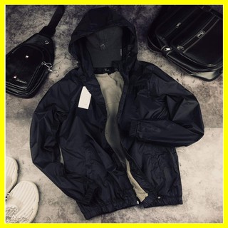 Áo khoác nam gió màu đen chất vải dù form dáng thích hợp nhiều lứa tuổi