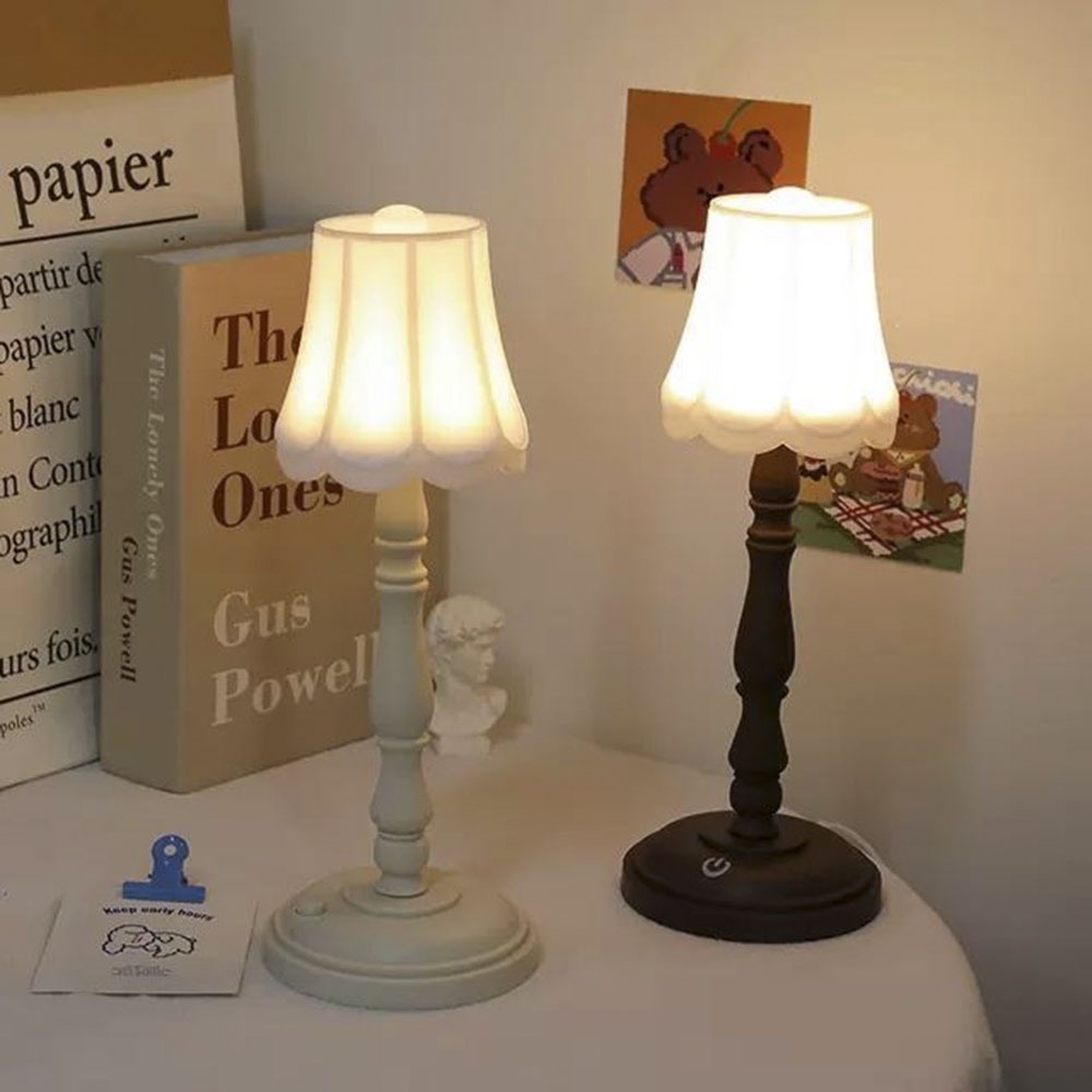 Đèn ngủ đề bàn mini decor kiểu châu âu hiện đại trang trí