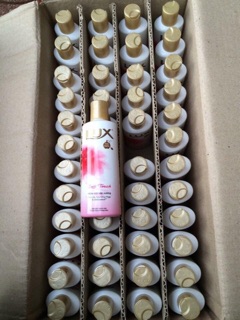 sữa tắm Lux