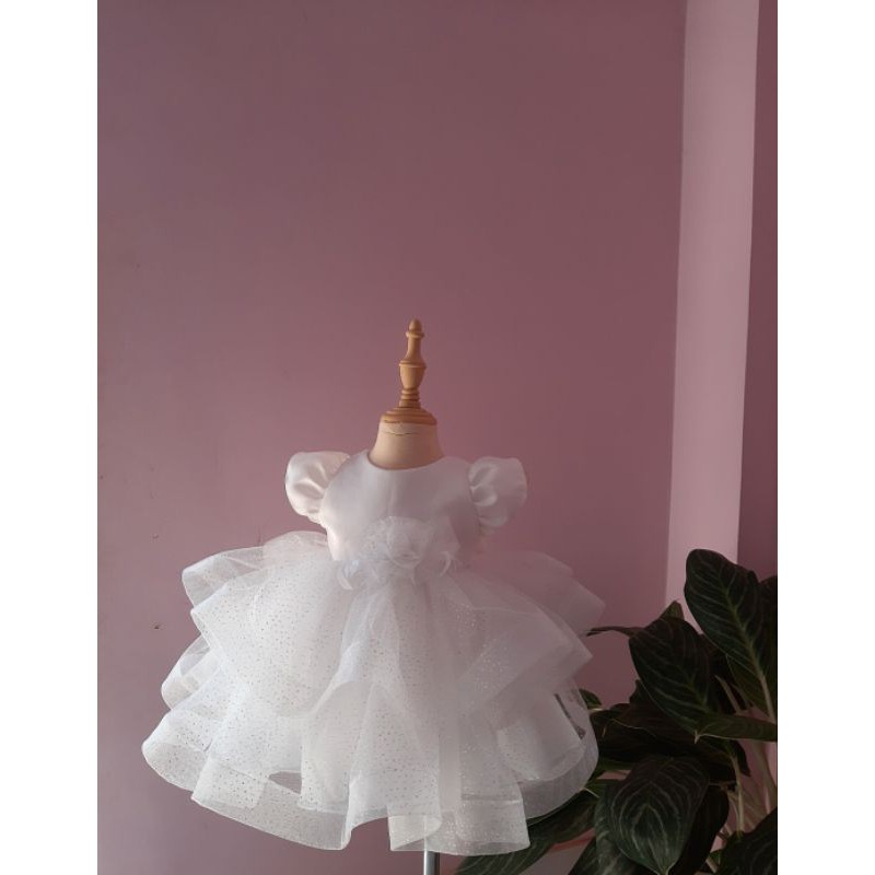 Váy công chúa thiết kế cho bé