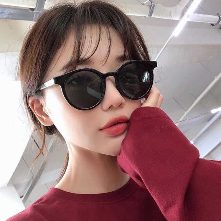 Kính râm cao cấp đi chơi nhiều màu