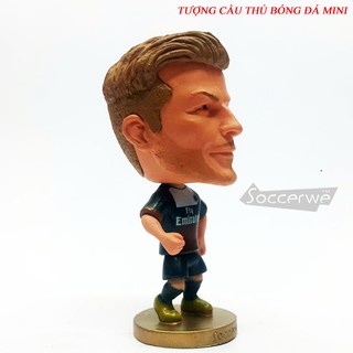 Tượng cầu thủ bóng đá David Beckham (PSG)