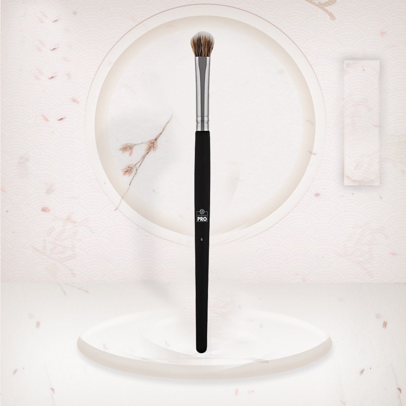 Cọ trộn màu mắt Bh cosmetics Studio Pro Brush 6 Blending Crease (tách sét)