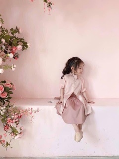 Áo dài lụa gấm tuyết cho bé gái