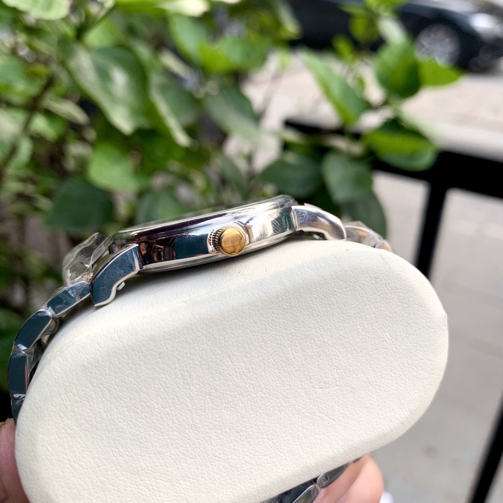 Đồng Hồ Nam citizen Sapphire CZ021 Mặt caro Cọc đá Máy Pin Nhật Chống xước Tuyệt Đối