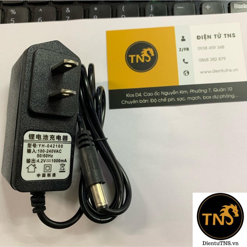 TNS.. Sạc 1S 4.2V - 1A, có đèn báo đầy. Chuyên sạc pin li-ion