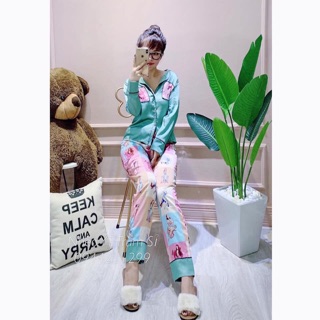 Bộ pyjama lụa