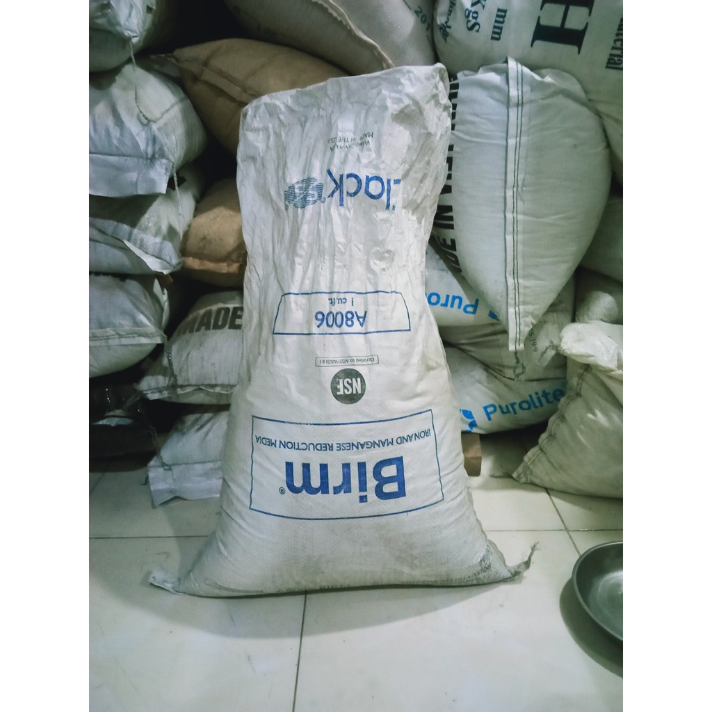 1Kg vật liệu lọc nước  hạt birm Mỹ, khử sắt, mangan, asen