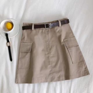 Sale CHÂN VÁY KAKI KÈM THẮT LƯNG