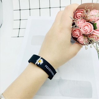 Vòng tay hoa cúc NEW