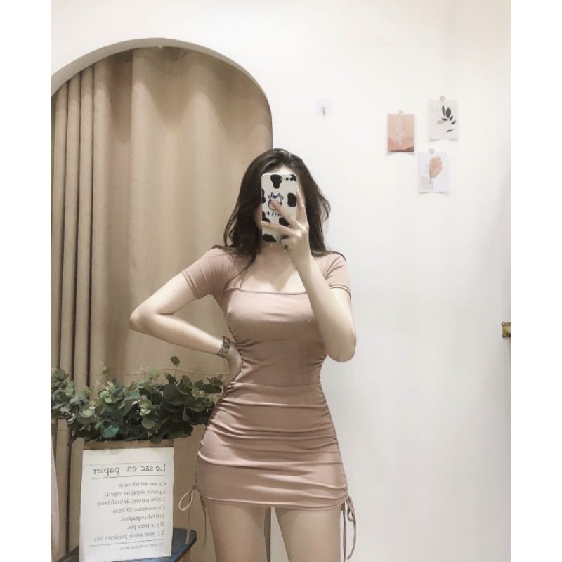 Váy ôm body cổ vuông dây rút sườn ngắn tay