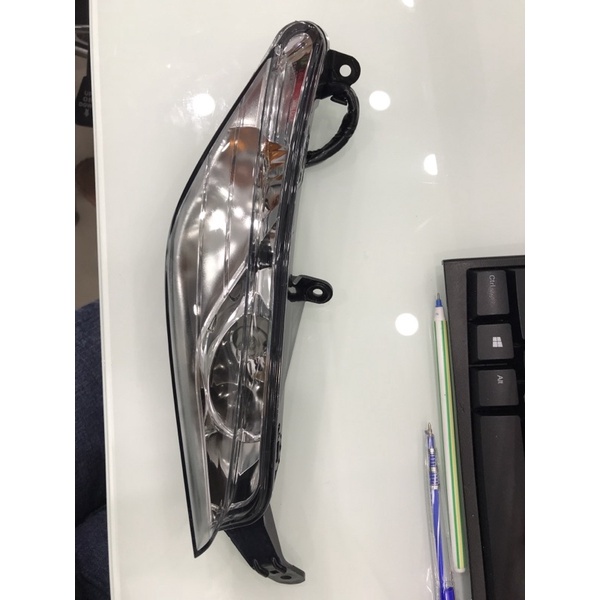 Cụm đèn xi nhan trước dùng cho xe Exciter 135 chính hãng Yamaha (đời xe 2011 trở lên) - Yamaha town Hương Quỳnh