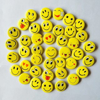 Set 10 Huy hiệu  hình ngẫu nhiên