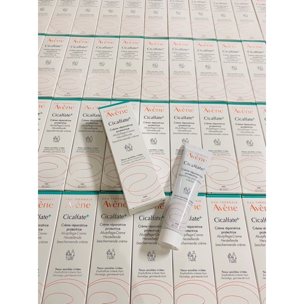 Kem dưỡng phục hồi sẹo, dưỡng ẩm Avene Cicalfate