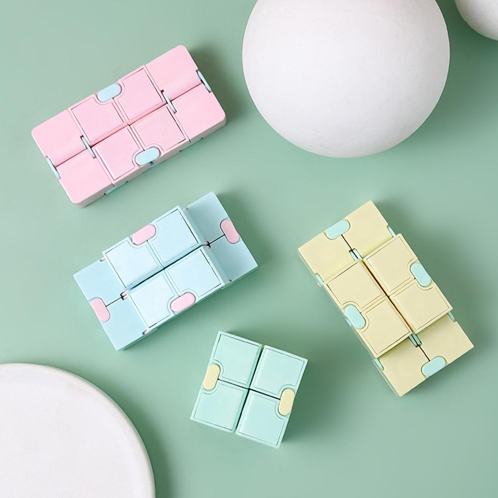 Đồ Chơi Khối Mê Cung Ma Thuật Mini Bốn Góc Thú Vị
