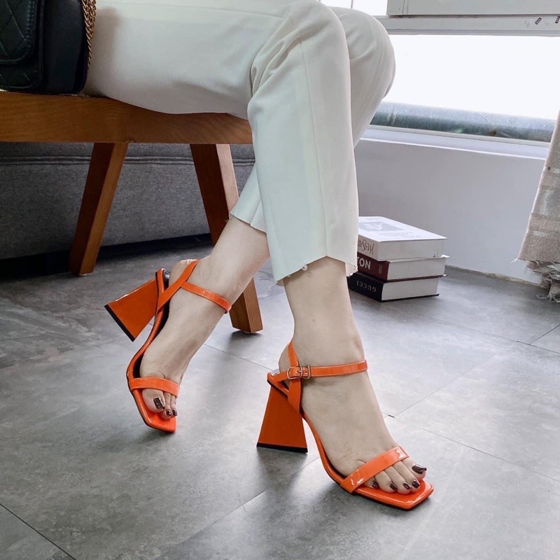 Sandan gót tam giác 9 phân quai mảnh,có bigsize 35-43