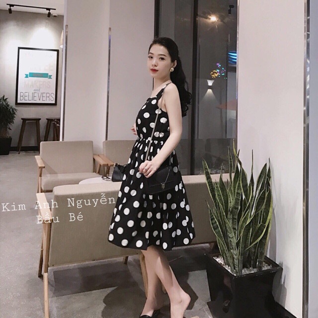 Đầm chấm bi xoè 2 dây