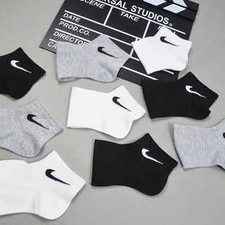 Tất Nike ngắn cổ