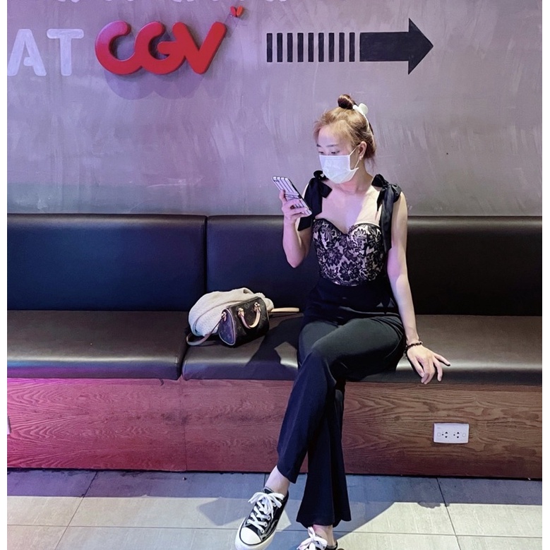 Áo lót nội y corset ren đen thiết kế siêu sang chảnh