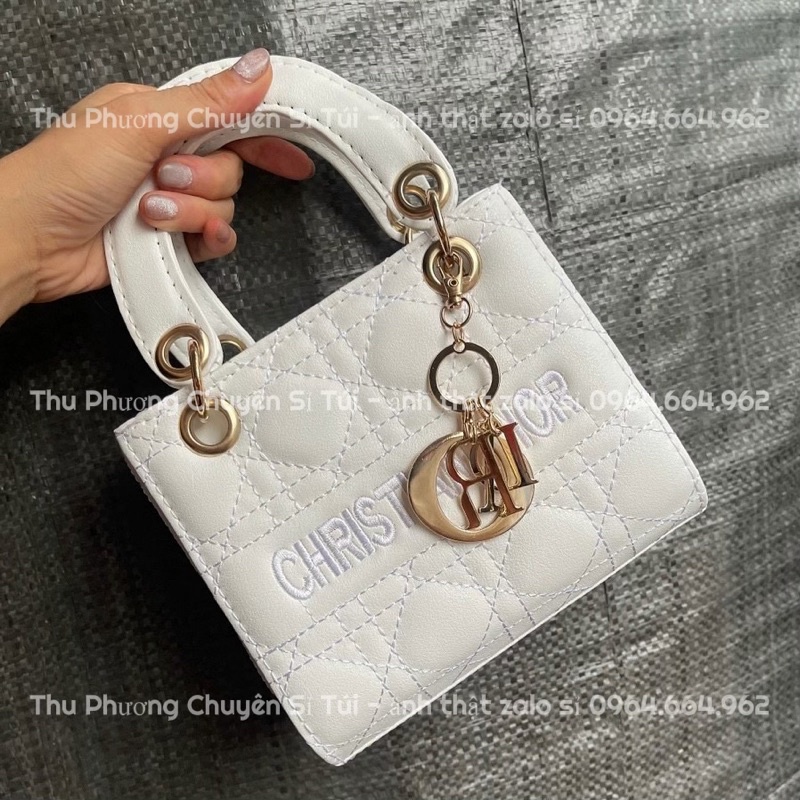 [Bán Rẻ Lấy 5*] Túi đi.or mẫu mới nhất  Túi vuông trần ô da lỳ size 20 cm sang chảnh, tặng kèm chùm tag treo (ảnh thật)