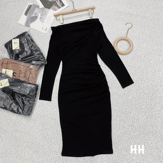 VÁY LỆCH VAI ĐEN/NÂU