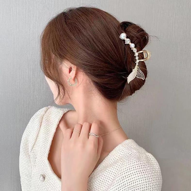 Kẹp tóc càng cua nữ hình đuôi cá đính hạt trai kim loại bền đẹp thời trang Hàn Quốc, June accessories