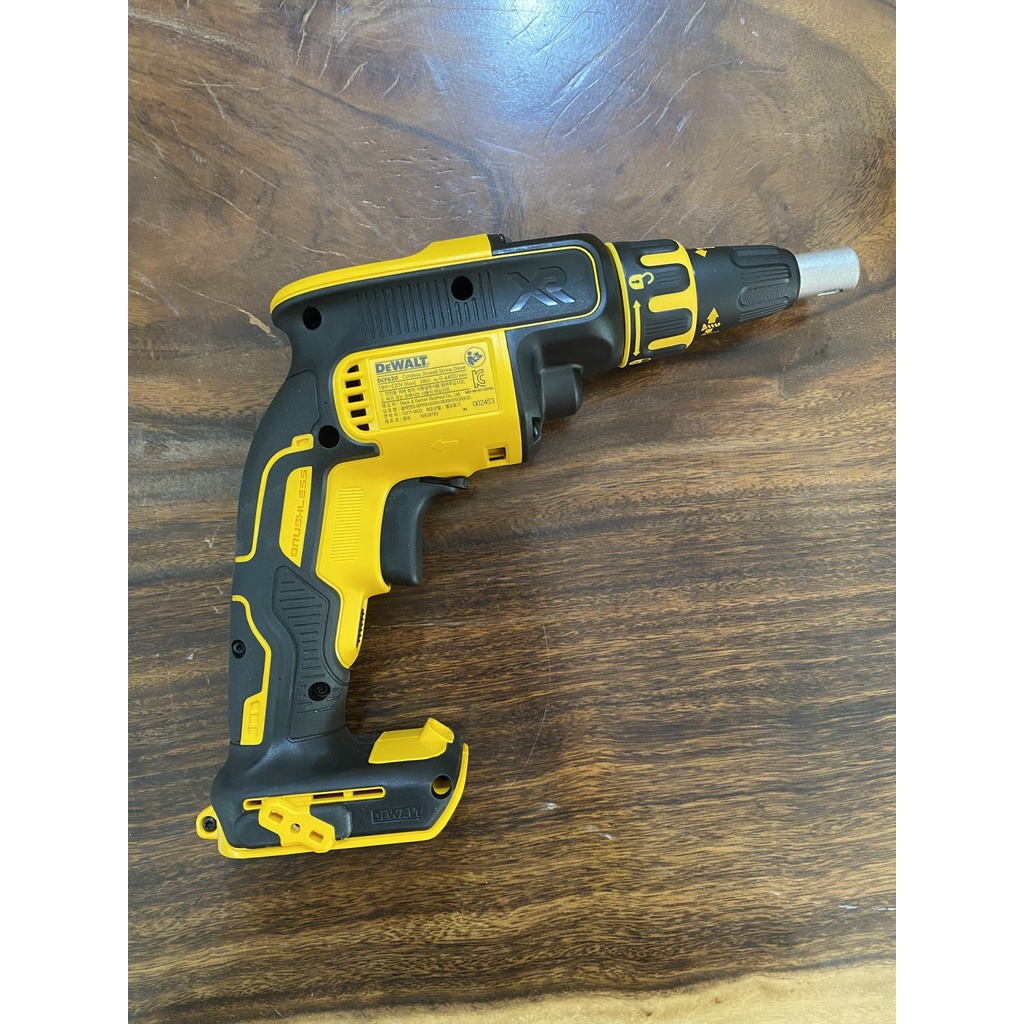 Máy bắt vít thạch cao dùng pin 20V DeWalt DCF620N-KR
