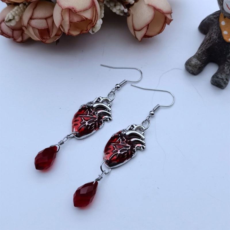 Khuyên Tai Hình Trái Tim Máu Đỏ Phong Cách Gothic