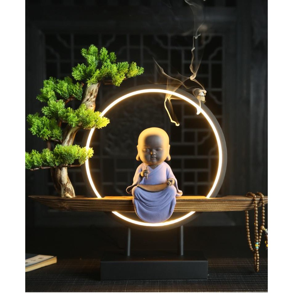 Tượng Phật và Kệ Cây Đèn Led Nguyệt Mộc Trầm