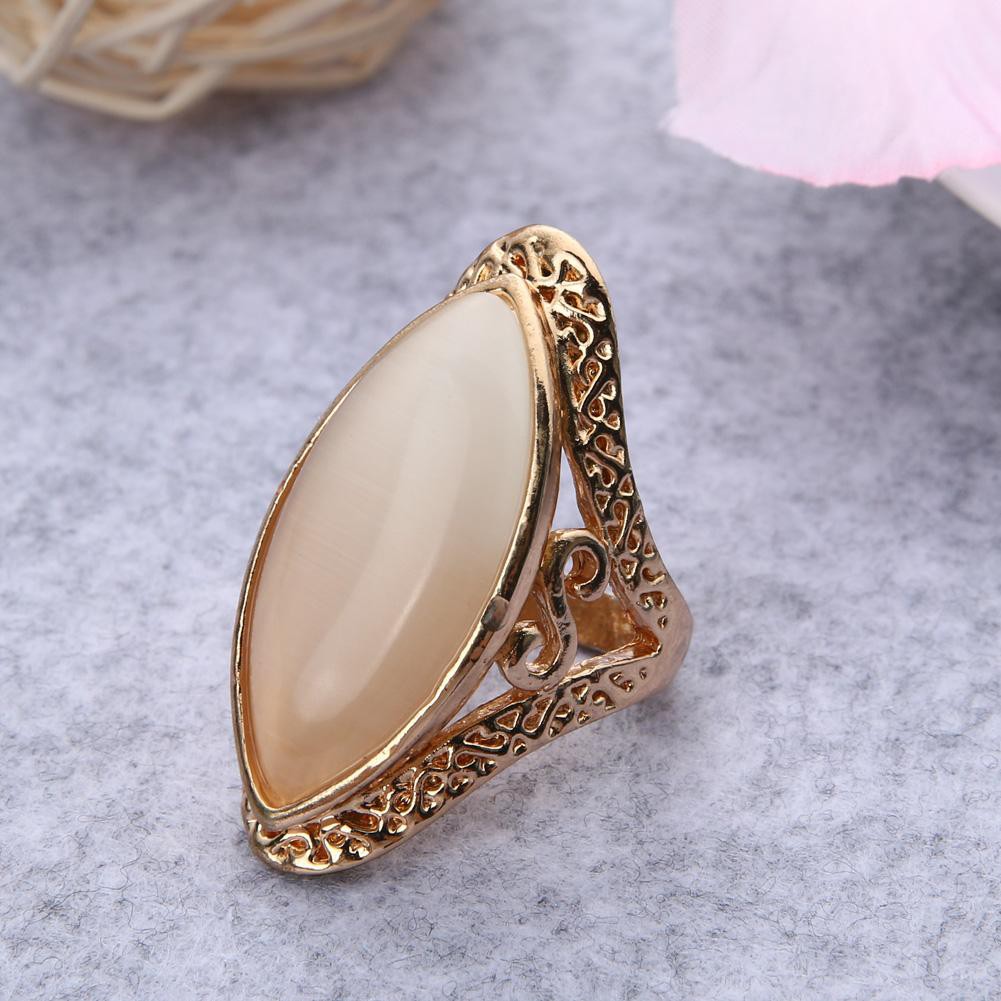 Nhẫn Hợp Kim Hình Oval Đính Đá Opal Thời Trang