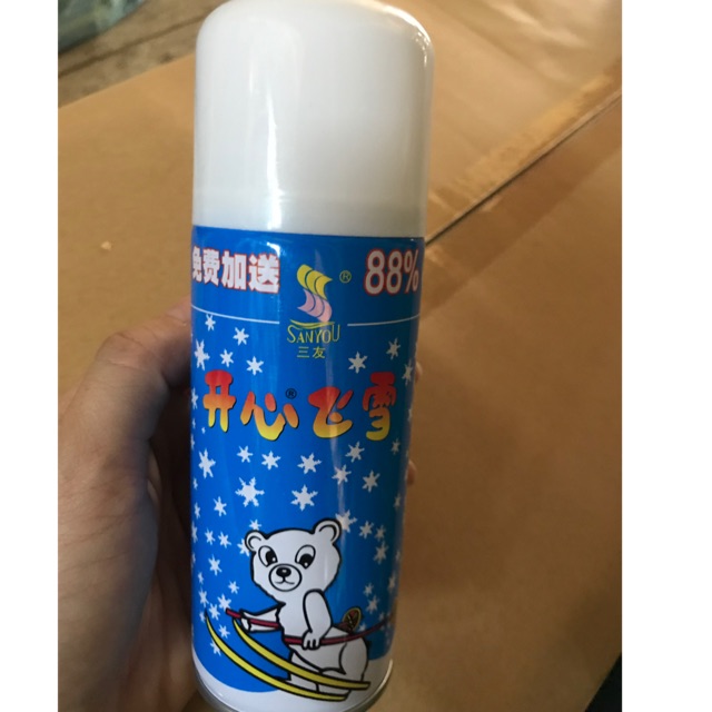 1 Chai xịt tuyết hoặc xịt dây màu