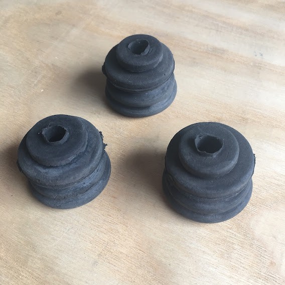 Combo 3 Cao Su Chân Block Máy Lạnh