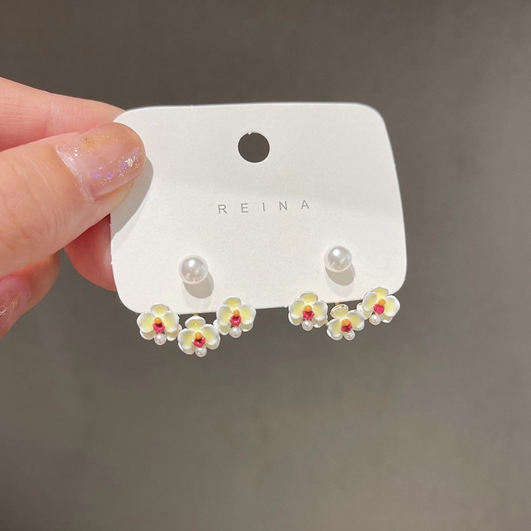 Bông Tai Hình Hoa Vàng Đính Ngọc Trai Nhân Tạo Thời Trang 2022