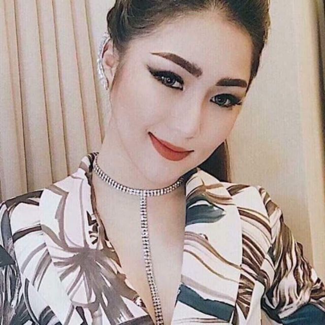 Chocker cổ đá 1 tầng cao cấp