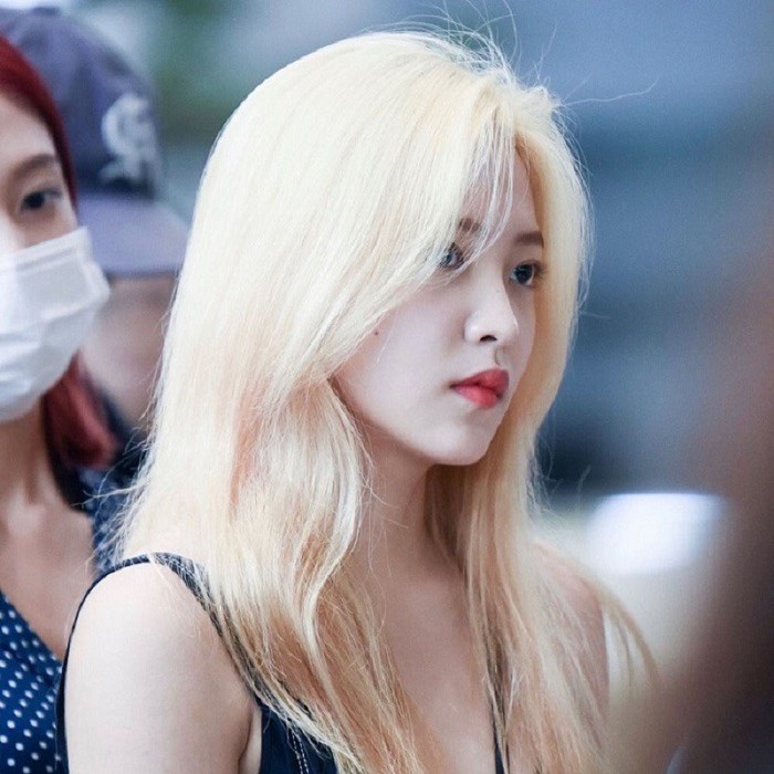 Thuốc nhuộm tóc màu Khói Vàng Bạch Kim + tặng kèm oxy và gang tay