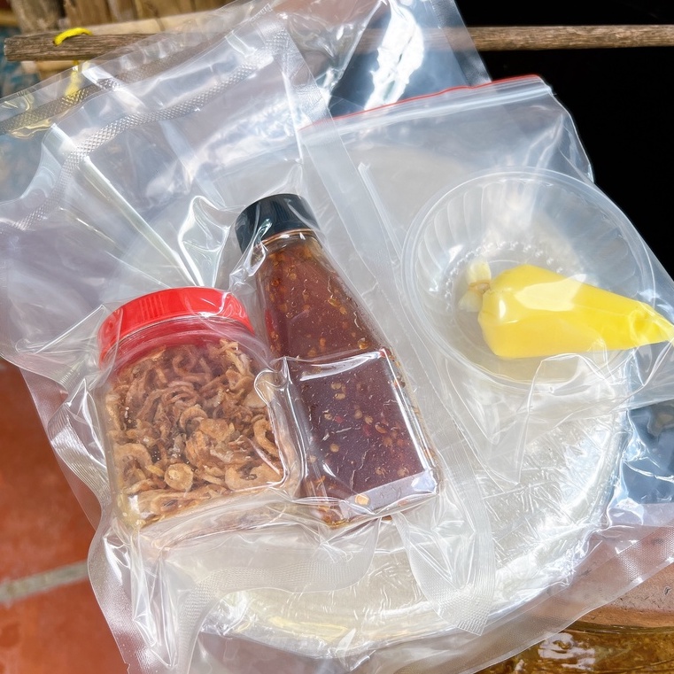 Combo bánh tráng phơi sương hành phi sốt tắc