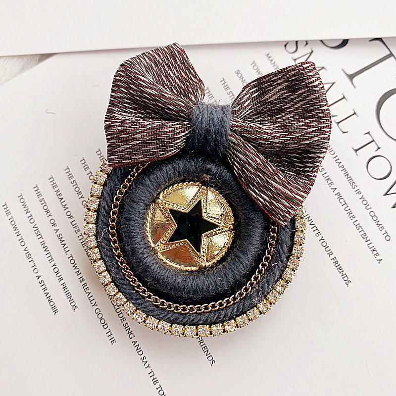 Ghim Cài Áo Hình Số 5 Đính Lông Tua Rua Phong Cách Vintage