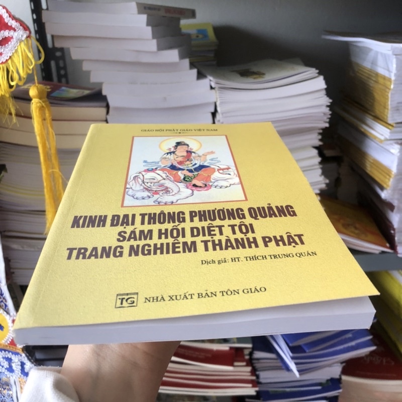 [Mã SMI23 giảm 8% đơn 300K] Kệ kinh đại thông phương quảng sám hối diệt tội trang nghiêm thành phật