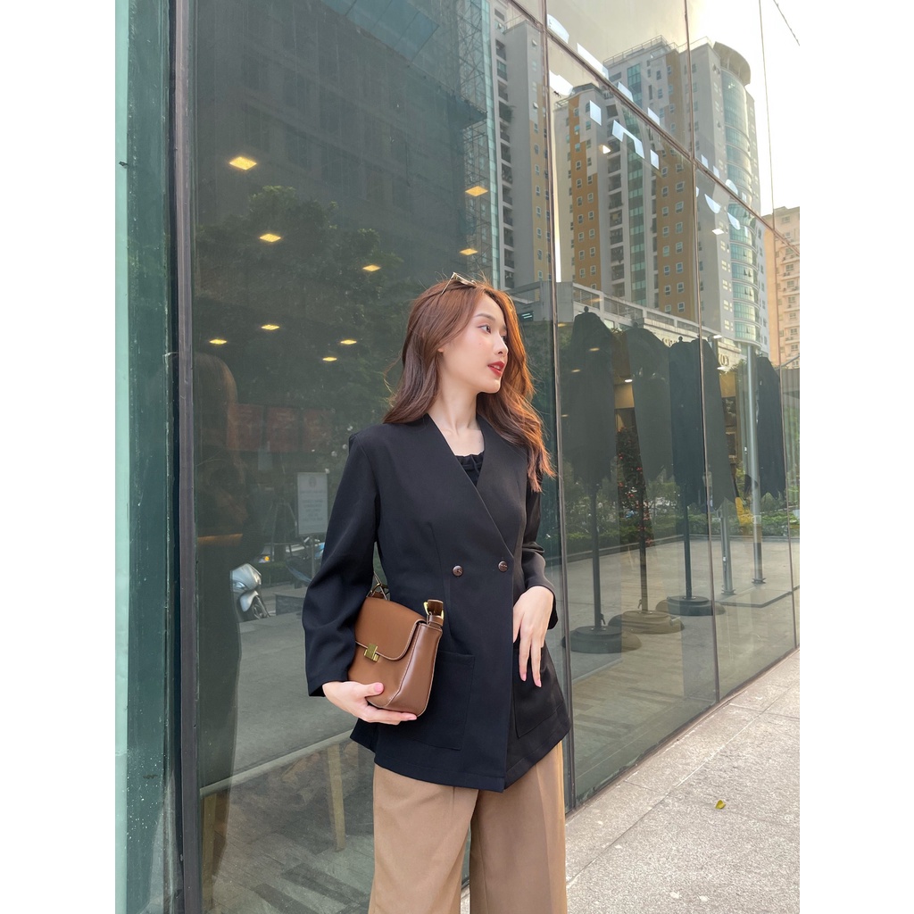 YU CHERRY | Áo nữ Neckless Button Blazer YA391