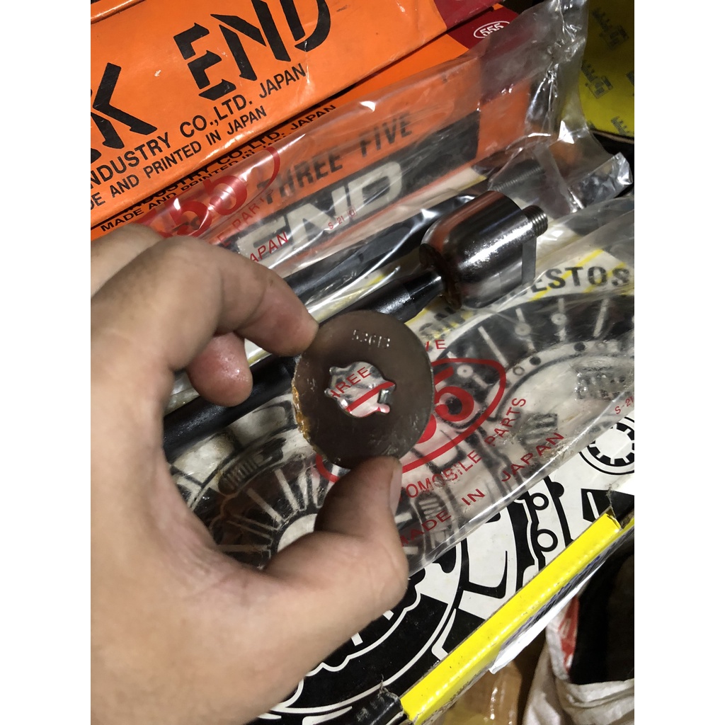 ROTUYN LÁI TRONG TOYOTA INNOVA 555 JAPAN