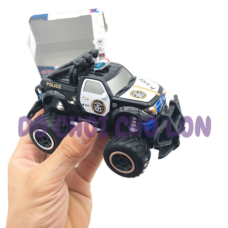 Hộp đồ chơi xe cảnh sát Police địa hình điều khiển từ xa 6146H